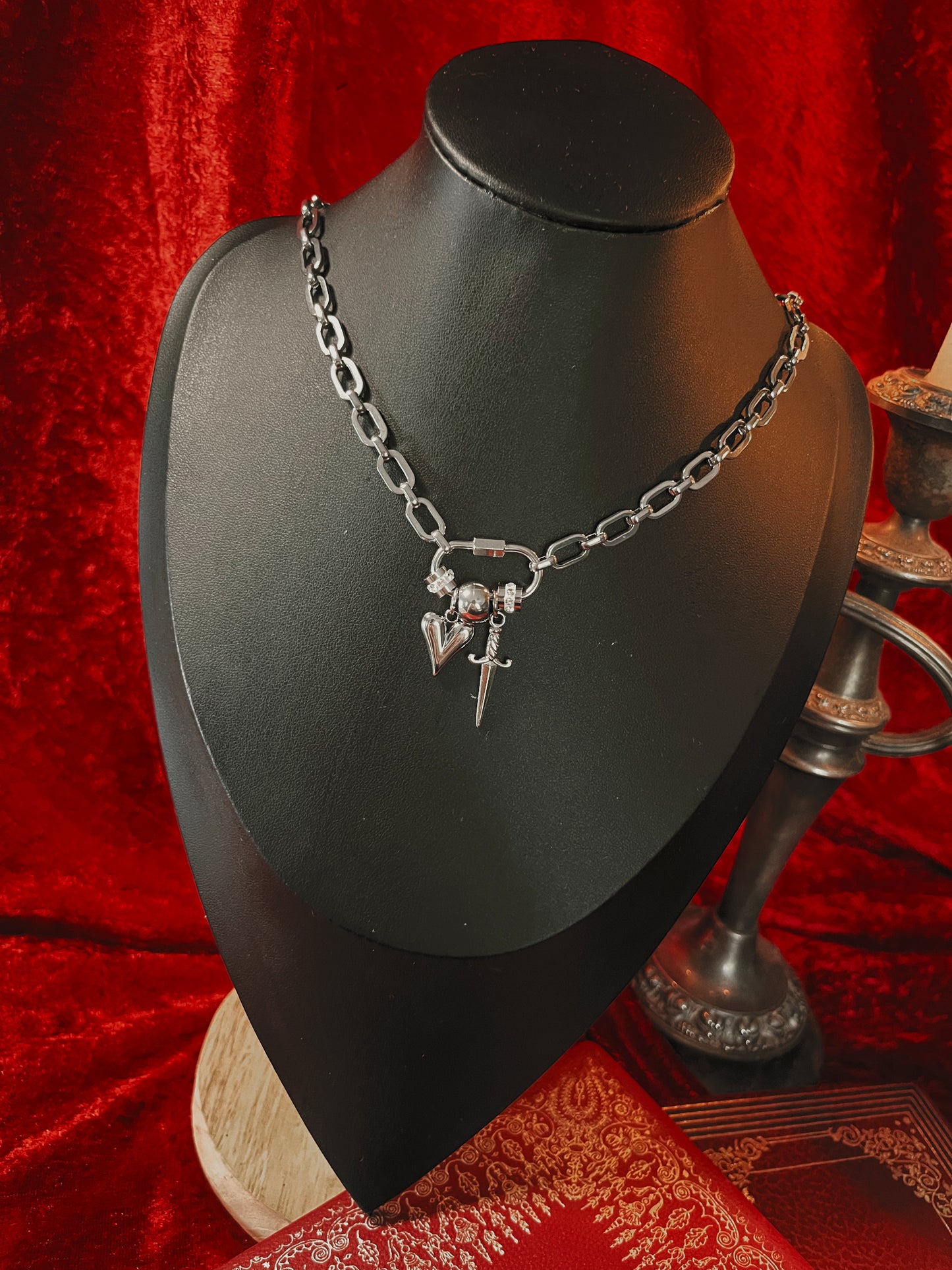 Mystics Keepsake (Heart & Dagger)