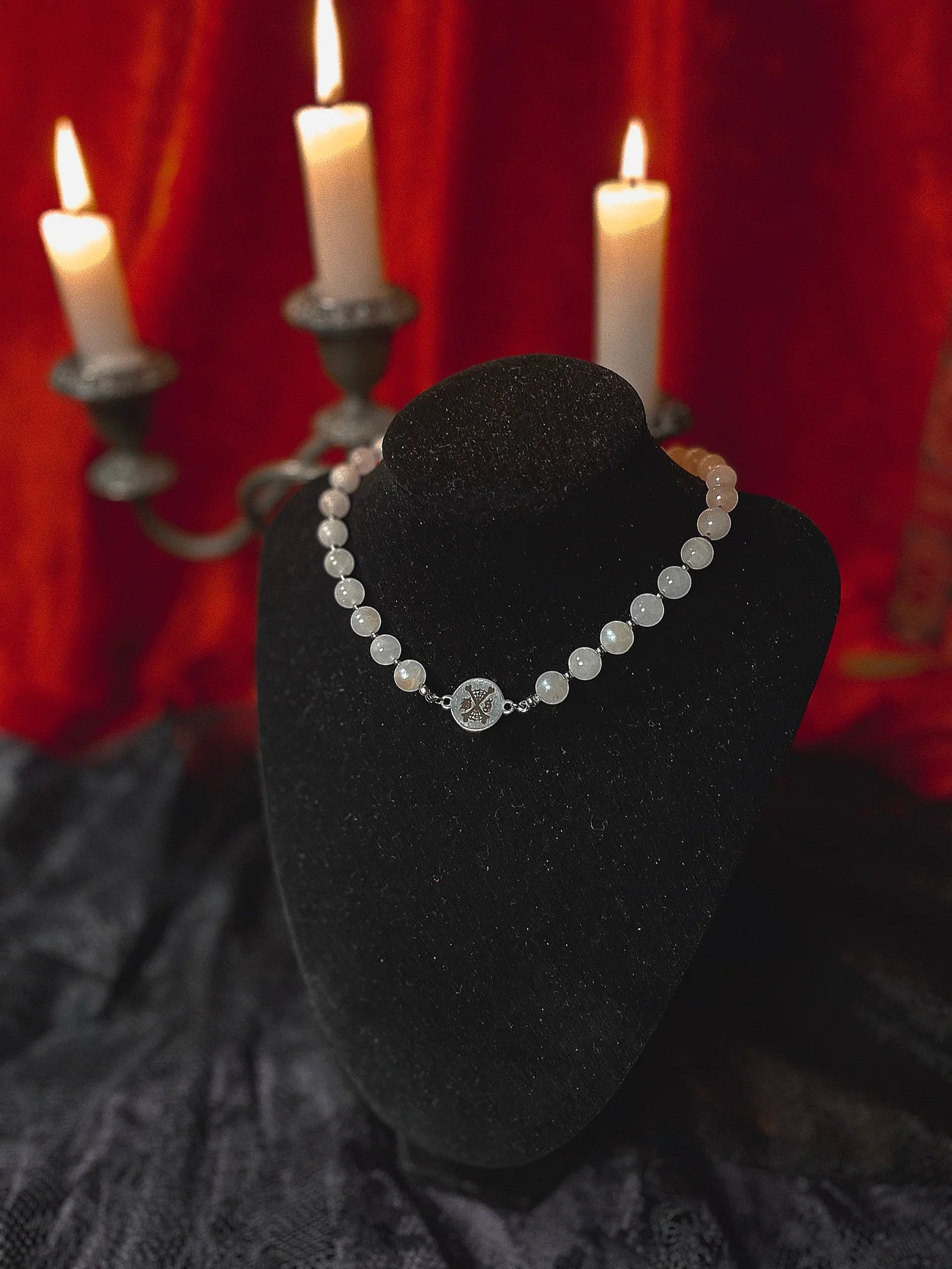 Bonexsmith Babe (Moonstone)