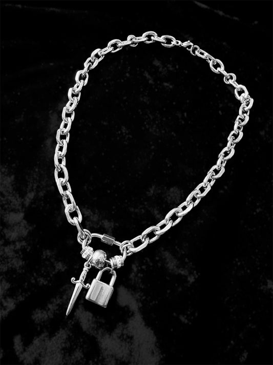 Mystics Keepsake (Lock & Dagger)