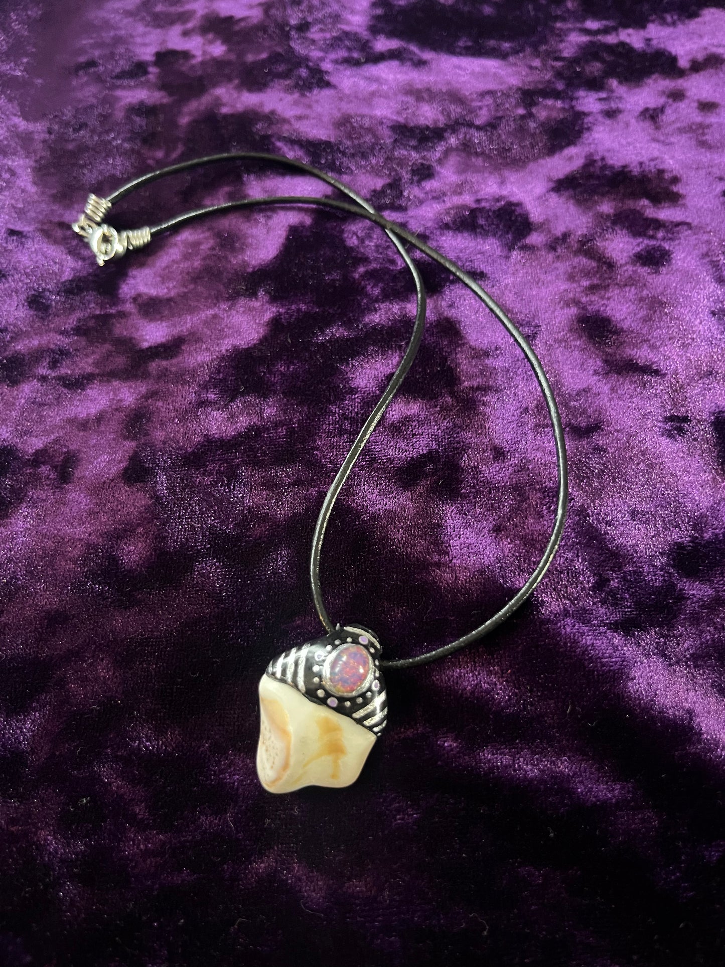 Black & Silver Fairy Tooth