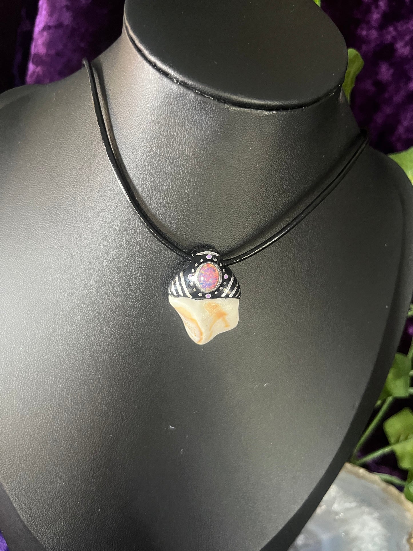 Black & Silver Fairy Tooth